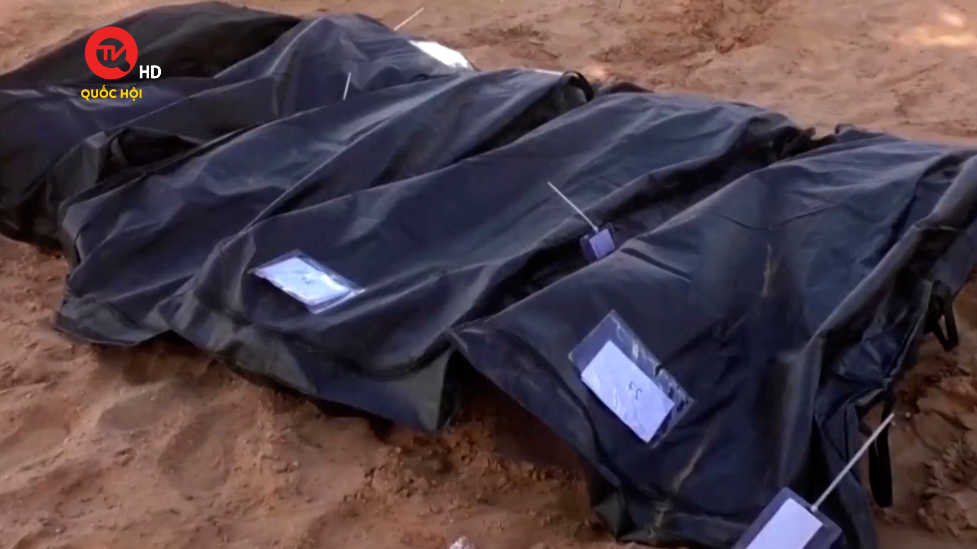 Libya: Phát hiện 42 thi thể trong một hố chôn tập thể ở Sirte