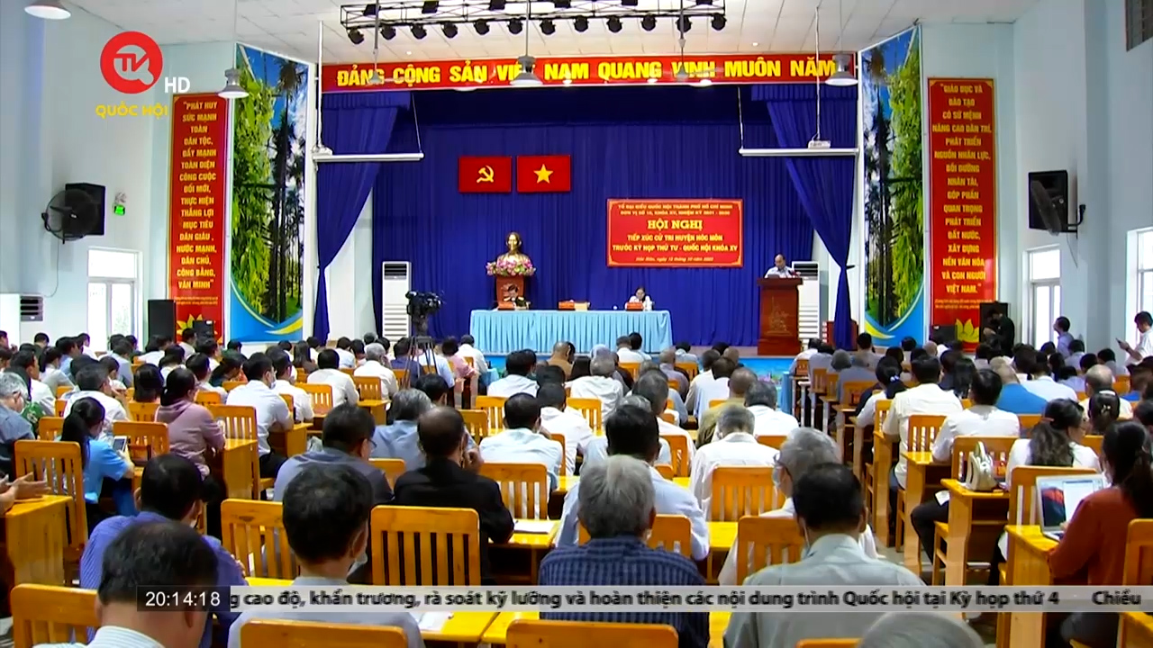 TP.Hồ Chí Minh: Cử tri phản ánh về tình trạng thiếu xăng dầu, chậm quy hoạch đến Chủ tịch nước