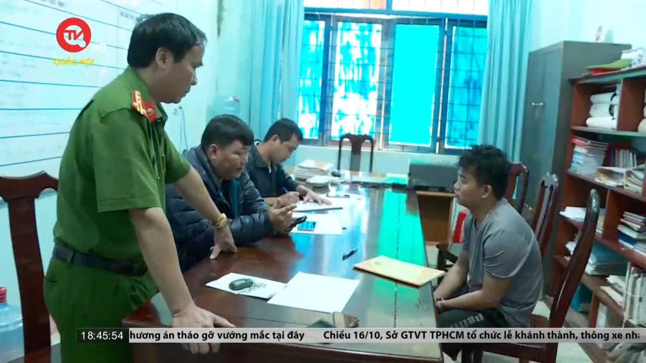 Đắk Lắk: Truy bắt nhóm đối tượng vào nhà chủ tịch huyện cướp tài sản