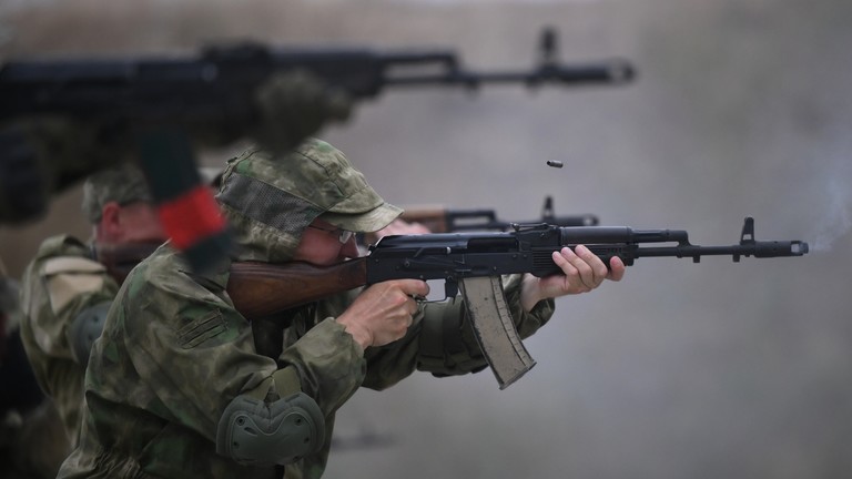 Tấn công khủng bố tại thao trường của quân đội Nga, 11 người thiệt mạng