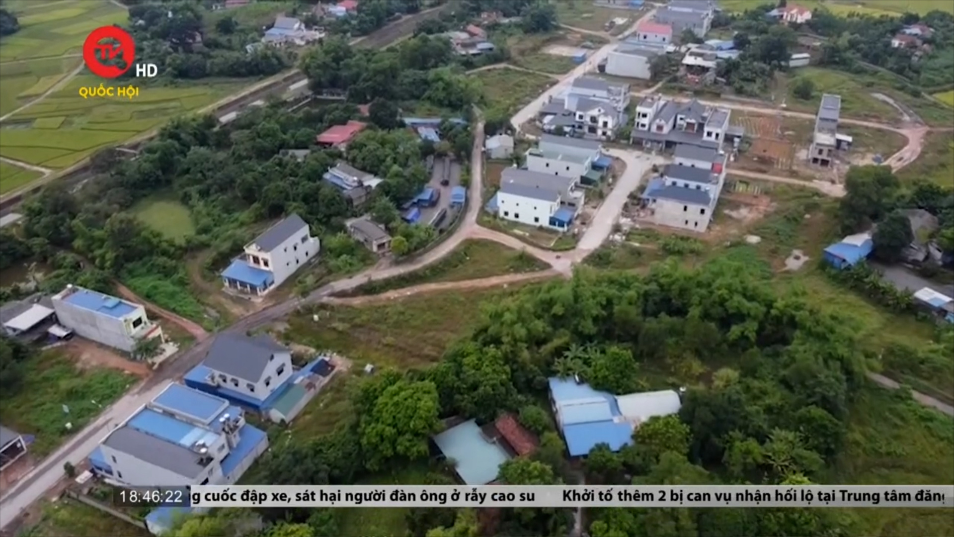 Khu tái định cư ở Thái Nguyên: Nhà cửa khang trang, hạ tầng... lầy lội