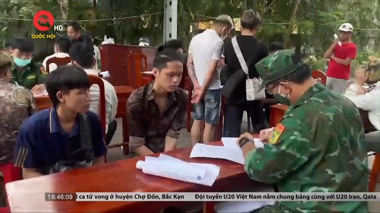 Tiếp nhận gần 1000 công dân được Campuchia trao trả về nước qua cửa khẩu Mộc Bài