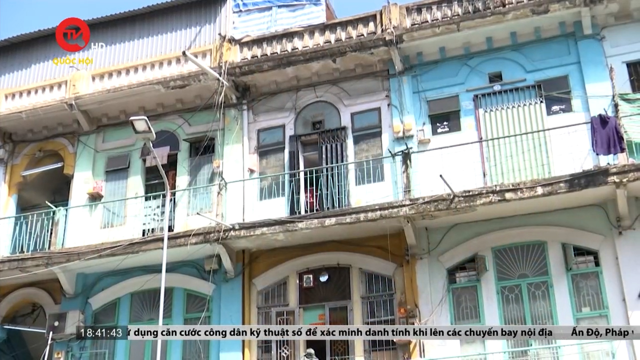 Thành phố Hồ Chí Minh: Ngậm ngùi dọn khỏi chung cư cũ vừa canh cánh nỗi lo nơi ở mới những ngày đầu năm