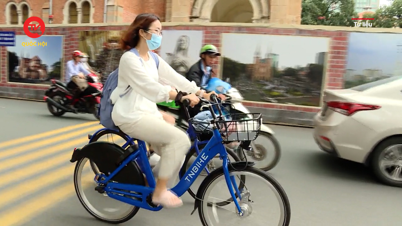 Hà Nội thí điểm cho thuê xe đạp công cộng với giá rẻ
