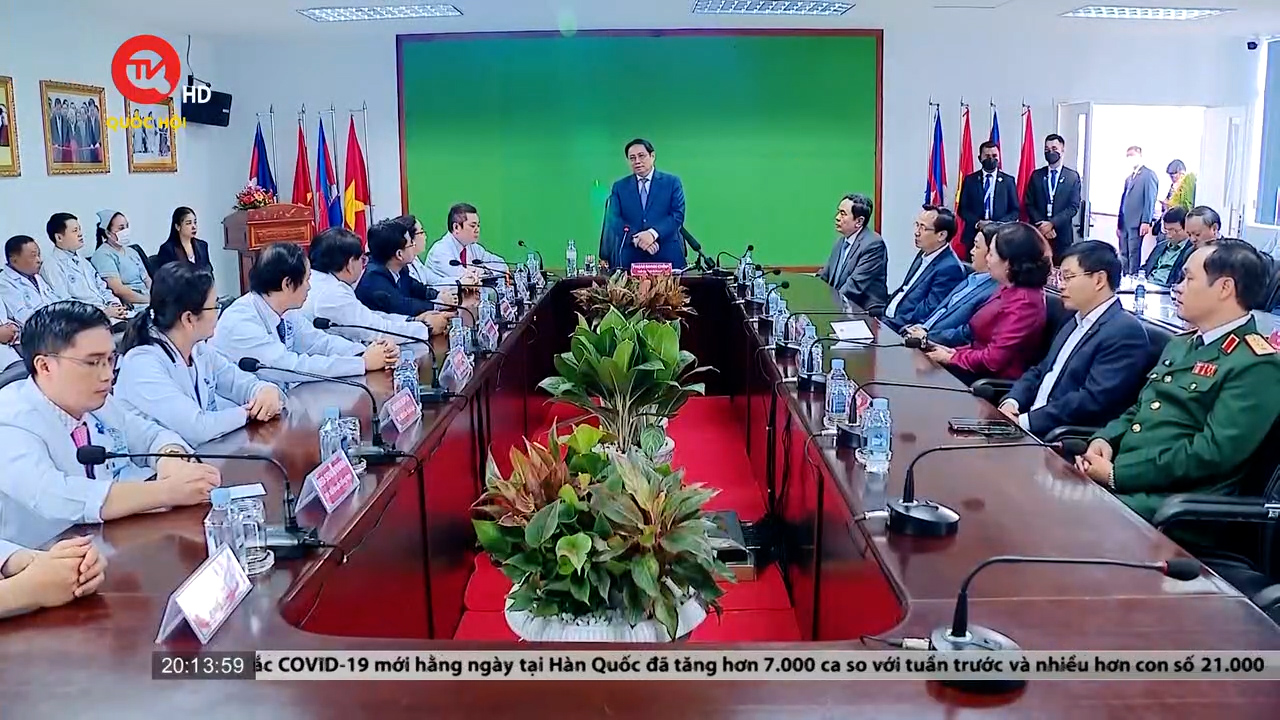 Thủ tướng Chính phủ Phạm Minh Chính thăm các cơ sở kinh tế, xã hội tiêu biểu của hợp tác Việt Nam - Campuchia