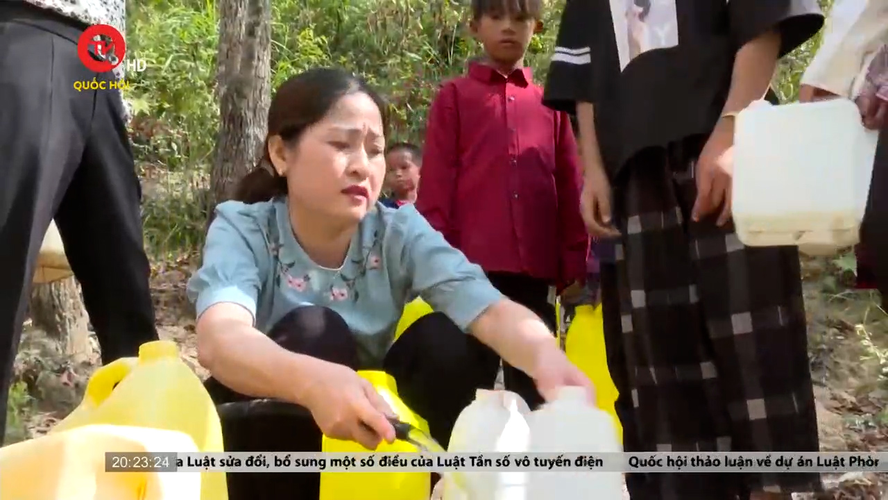 Điện Biên: Cùng thầy trò vùng cao Nậm Ty vào "mùa khát”