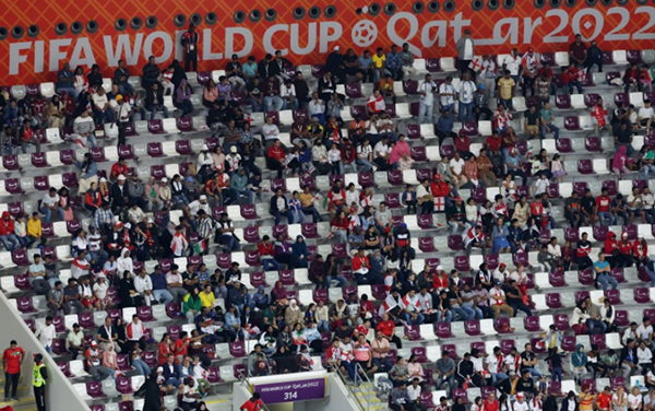 Chủ nhà World Cup 2022 bị tố “làm màu”