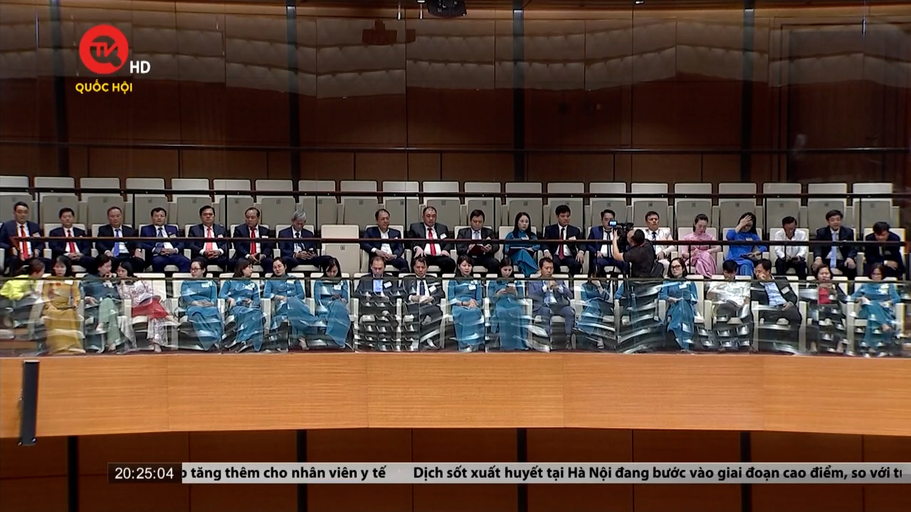 Hội đồng nhân dân 55 tỉnh, thành phố dự thính phiên họp Quốc hội
