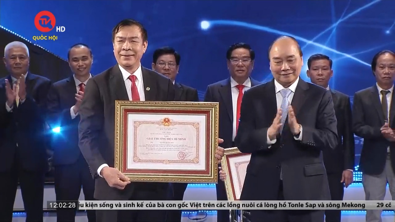 Trao giải thưởng Hồ Chí Minh và giải thưởng Nhà nước về Khoa học Công nghệ Anh hùng Lao động Nguyễn Quang Mâu