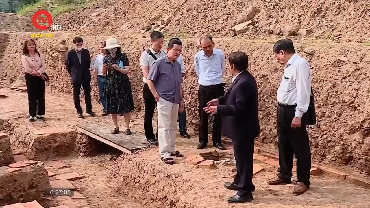 Phát lộ nhiều dấu tích khảo cổ quan trọng tại Chính điện Kính Thiên