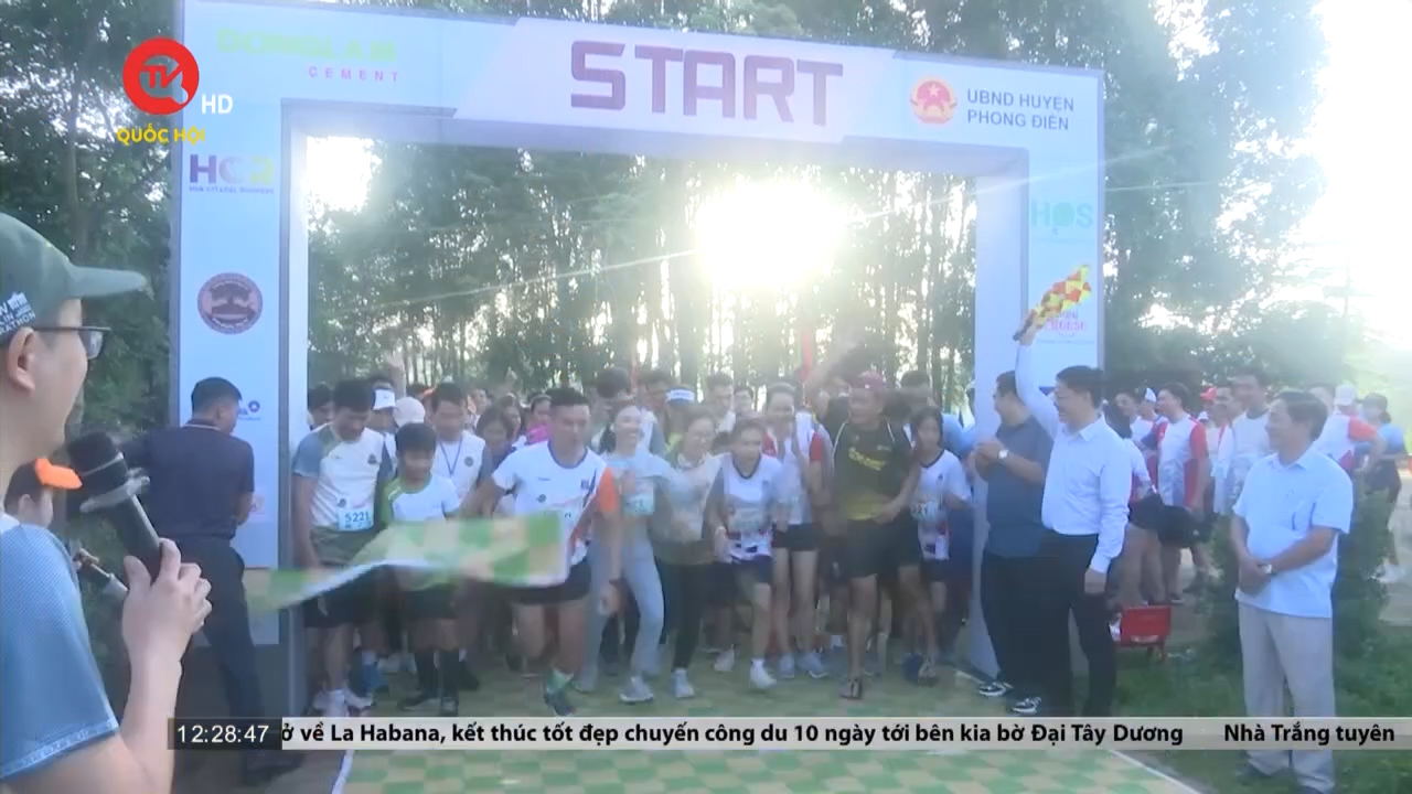 Quảng bá làng cổ Phước Tích qua giải chạy bán marathon
