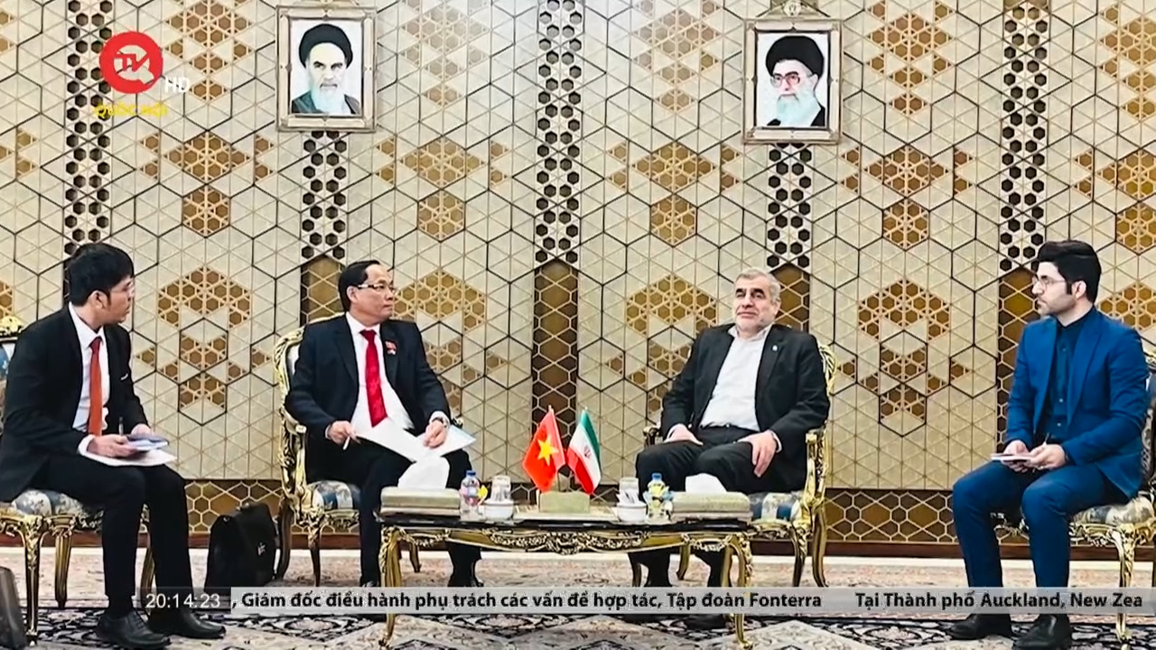 Phó Chủ tịch Quốc hội Trần Quang Phương thăm và làm việc tại Iran