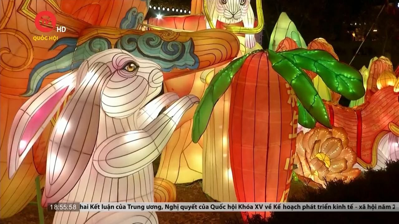 Trung Quốc: Rực rỡ lễ hội đèn lồng đón năm mới 2023