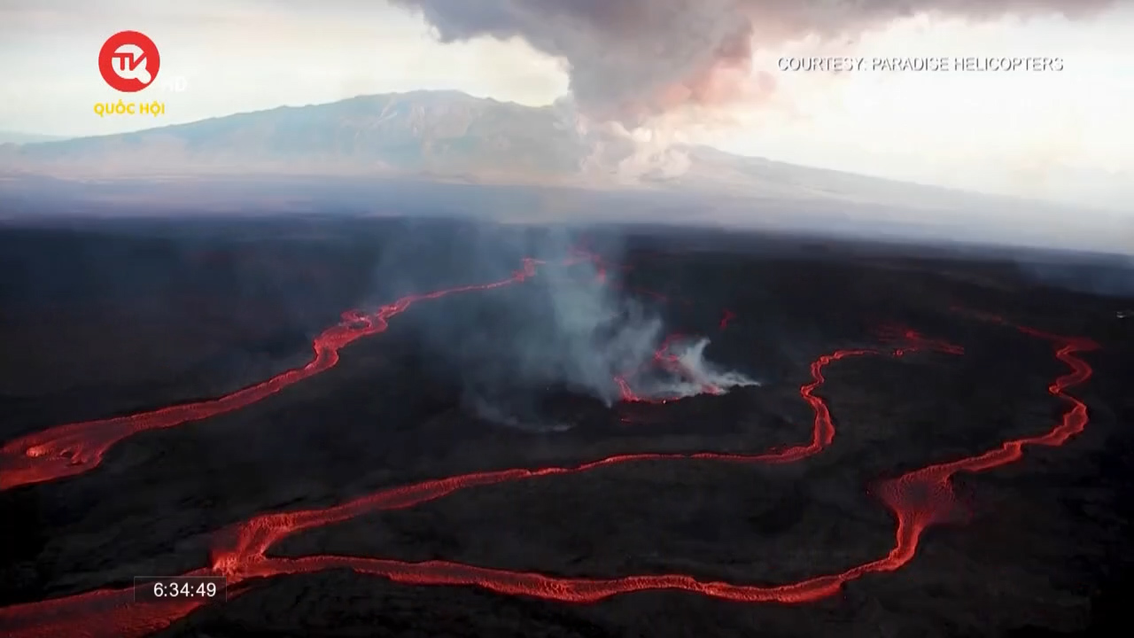 Trải nghiệm hiếm có: Chiêm ngưỡng núi lửa Hawaii phun trào