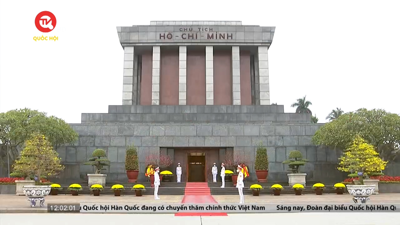 Chủ tịch Quốc hội Hàn Quốc vào Lăng viếng Chủ tịch Hồ Chí Minh