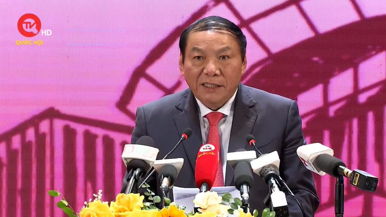 Bộ trưởng Nguyễn Văn Hùng: Tỉ lệ ngân sách dành cho văn hóa và thông tin chỉ chiếm 0,9% tổng ngân sách được phân bổ