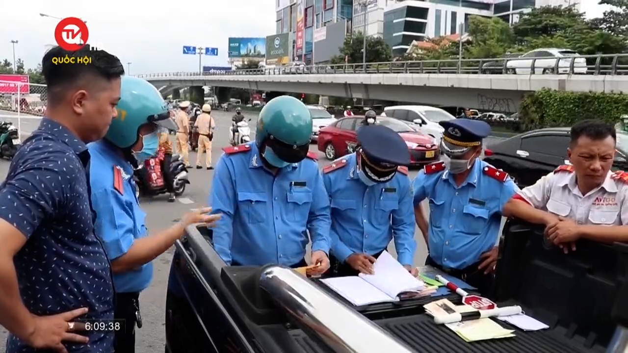 Kiên quyết "dẹp" xe dù tại sân bay Tân Sơn Nhất trong dịp Tết