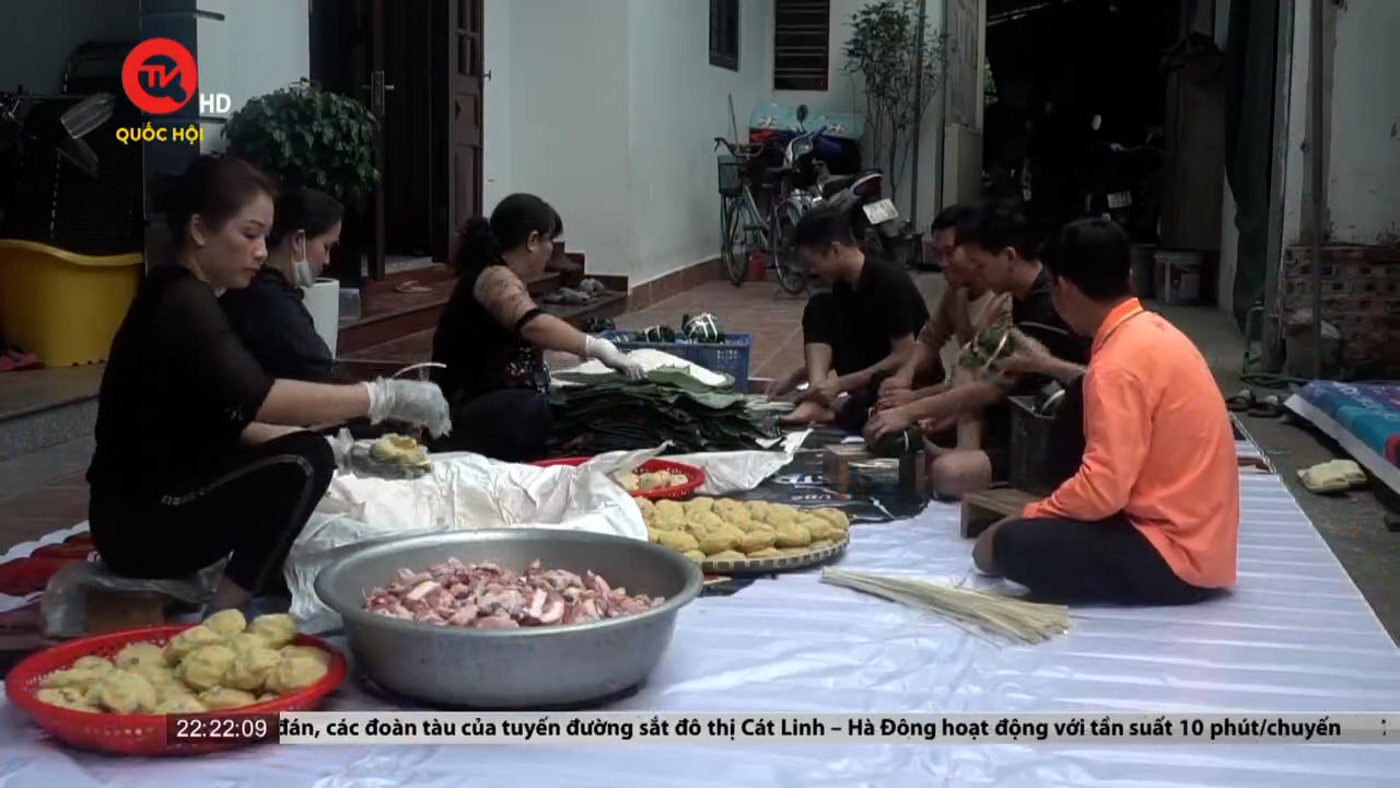 Hà Nội: Làng nghề bánh chưng Tranh Khúc tất bật vào vụ tết