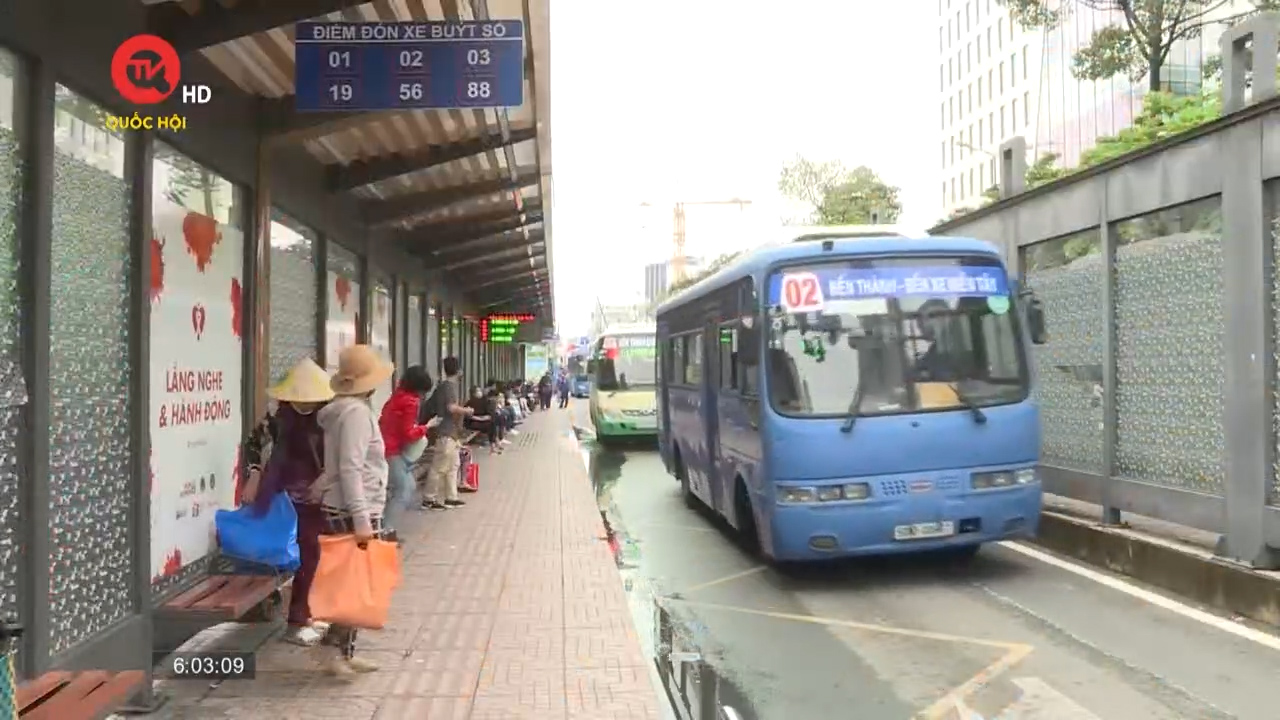 TPHCM giảm hơn 1.900 chuyến xe buýt dịp Tết Dương lịch 2023