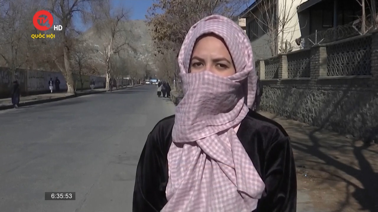 Phụ nữ ở Kabul phản đối lệnh cấm học đại học của Taliban