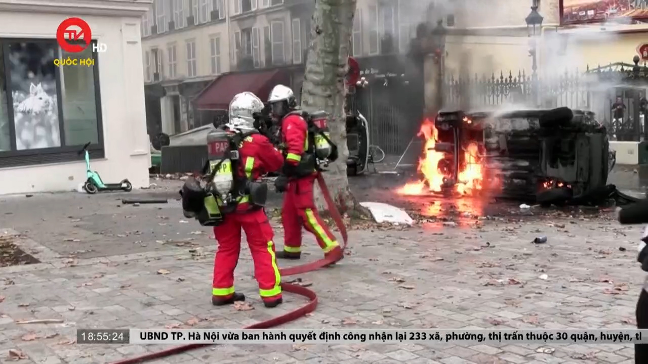 Cụm tin Quốc tế tối 25/12: Đụng độ giữa cộng đồng người Kurd và cảnh sát Paris, Pháp