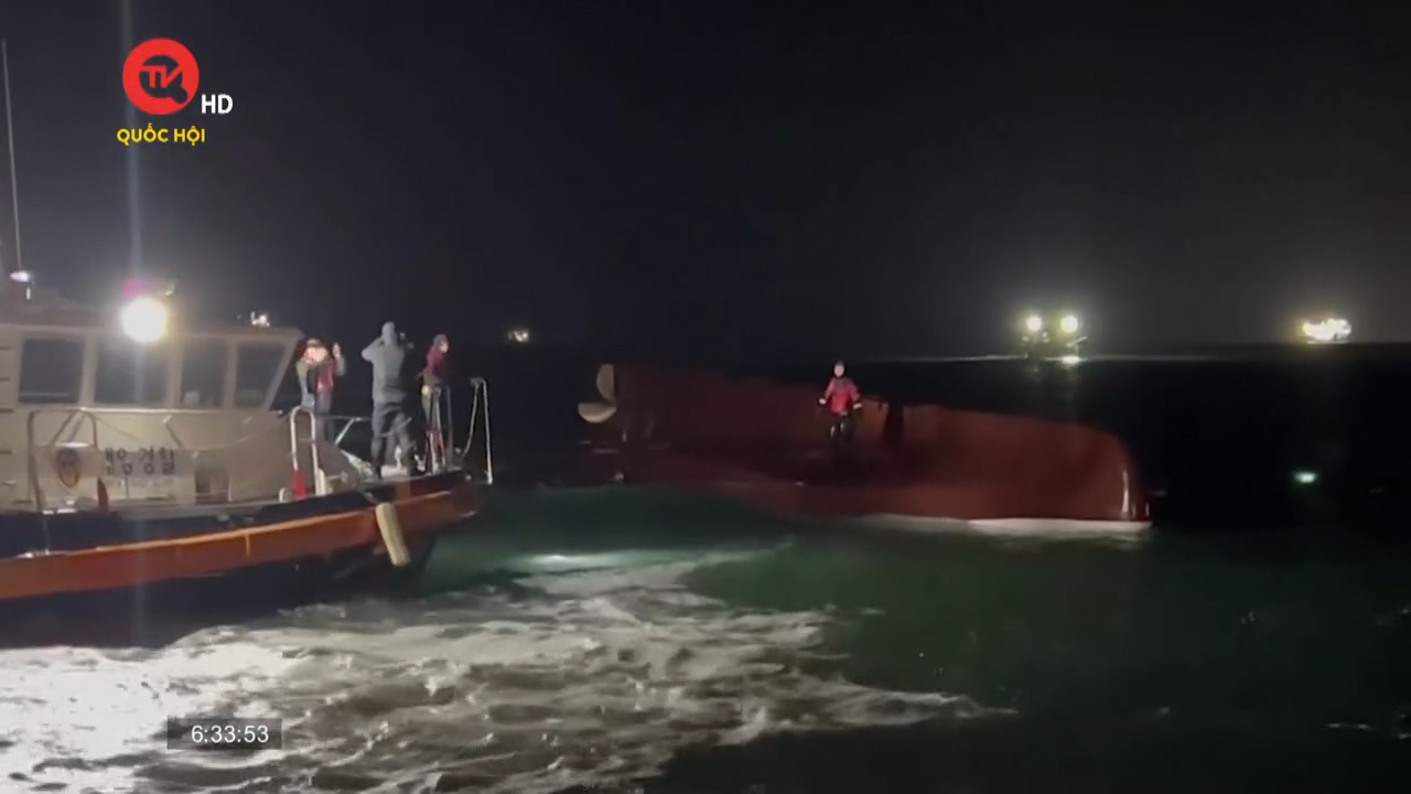 9 người mất tích sau vụ lật tàu cá ở Hàn Quốc