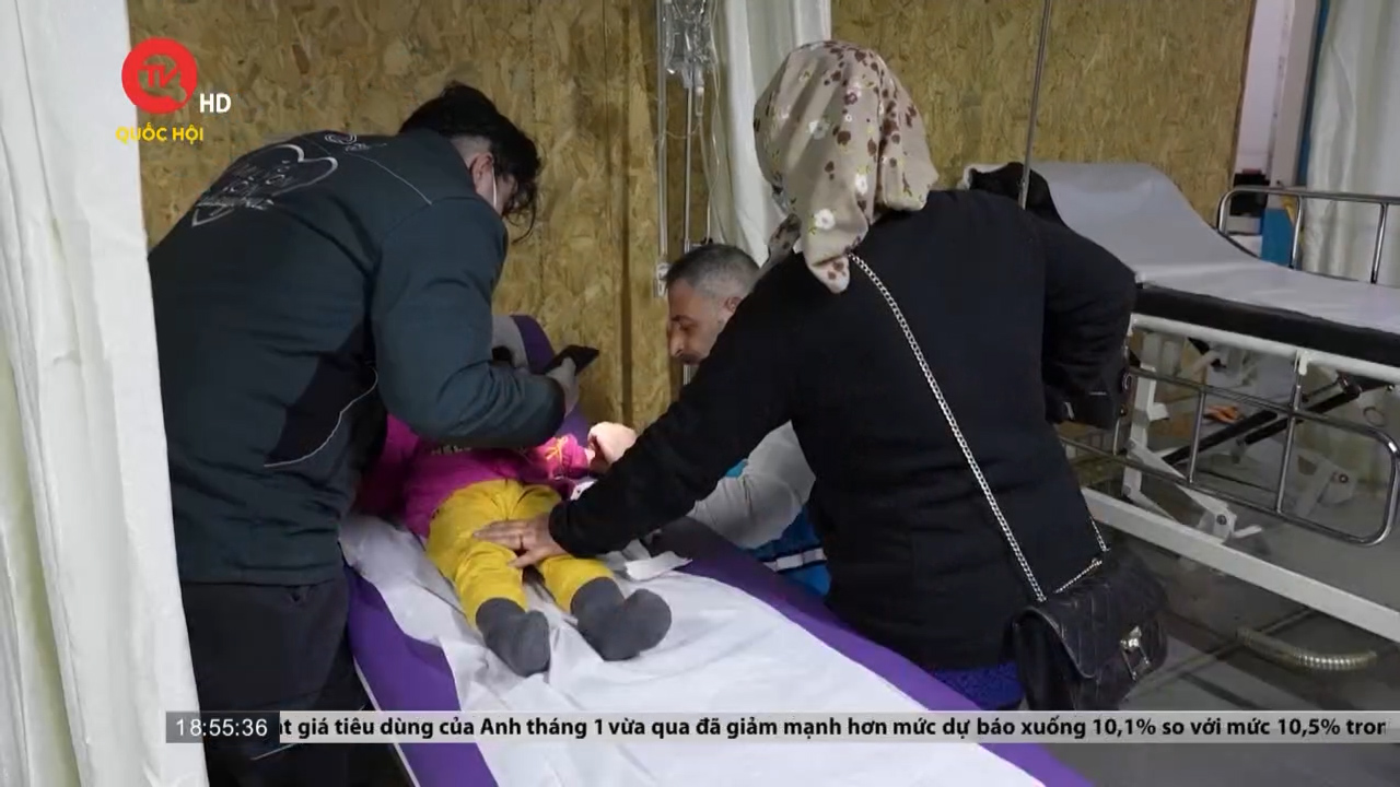 Thổ Nhĩ Kỳ: Biến phà thành phòng khám nổi để điều trị nạn nhân trận động đất