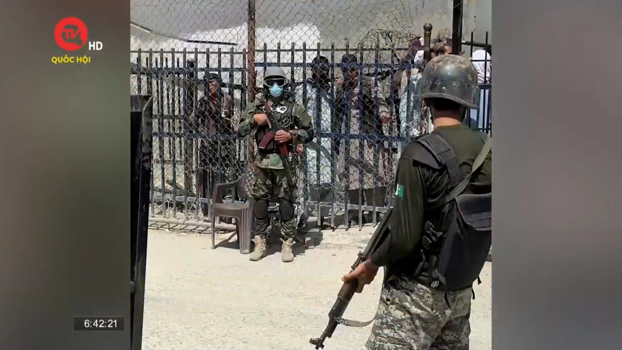 Afghanistan, Pakistan đóng cửa biên giới trên bộ