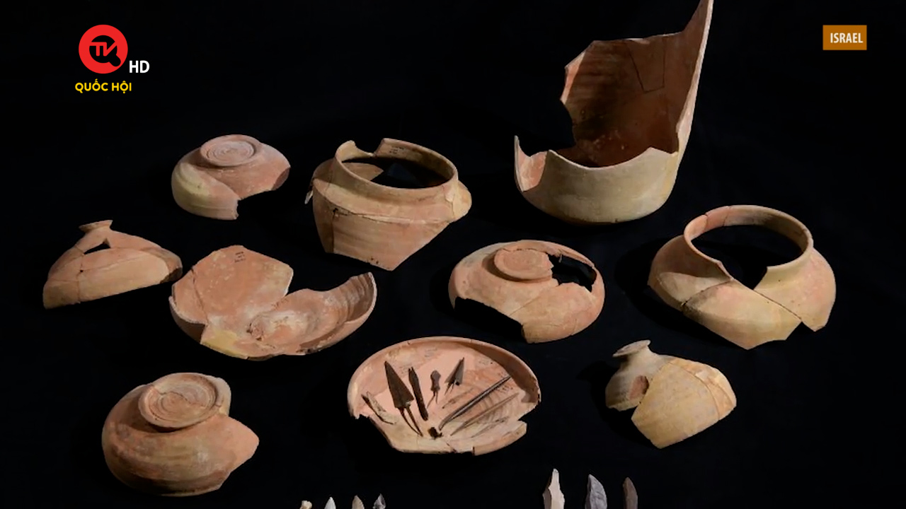 Nhìn ra thế giới: Những khám phá khảo cổ học vén bức màn bí ẩn của quá khứ