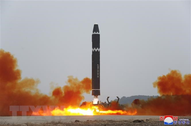 Triều Tiên xác nhận thử 1 tên lửa đạn đạo xuyên lục địa
