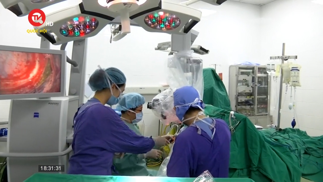 Phó Thủ tướng Trần Hồng Hà: Trong tháng 3 phải giải quyết cơ bản các vướng mắc của ngành y tế