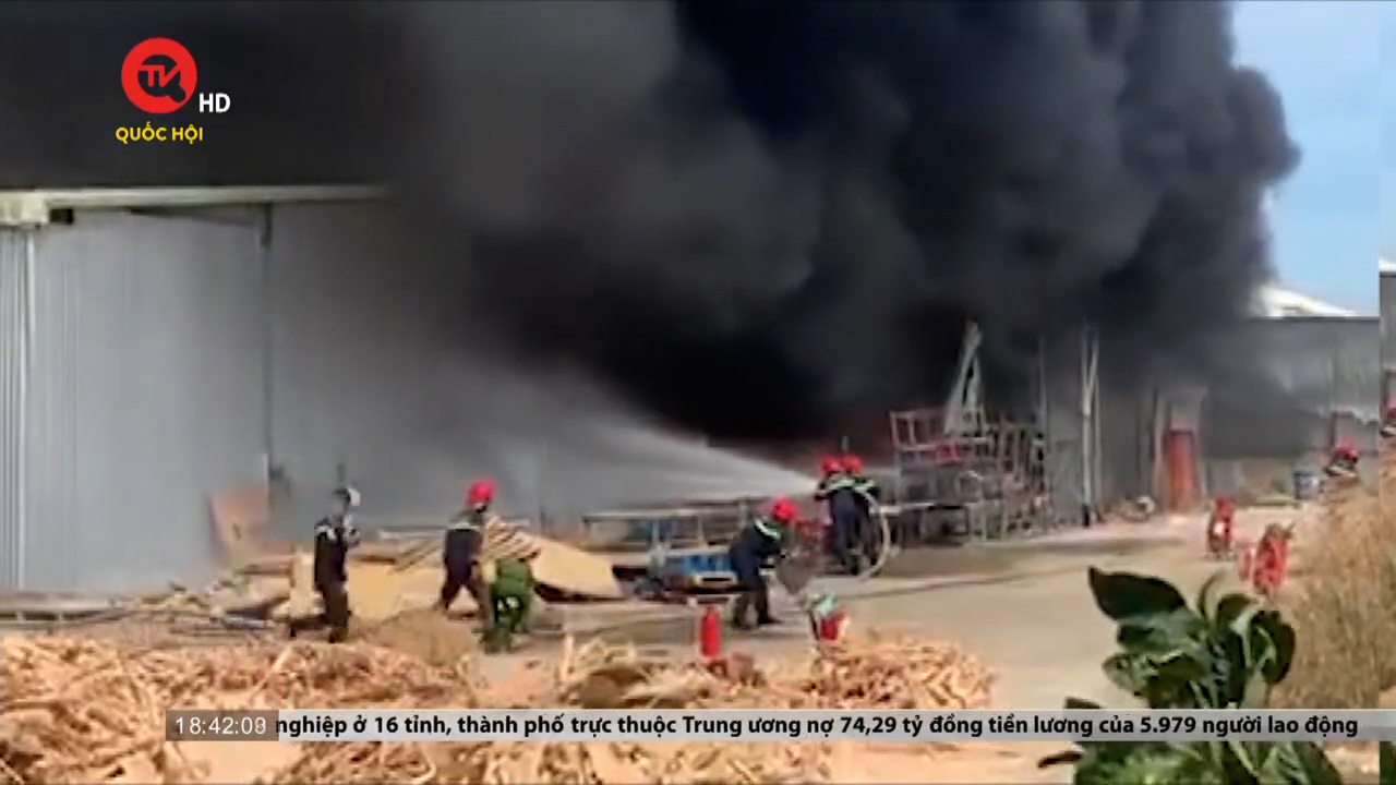 Bình Phước: Cháy công ty sản xuất nội thất trong khu công nghiệp Minh Hưng 3