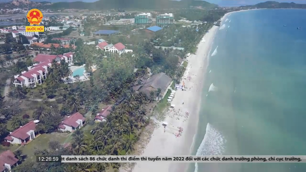 Nha Trang: Trải nghiệm nước biển trong xanh với những cồn cát trắng tinh ở Dốc Lết