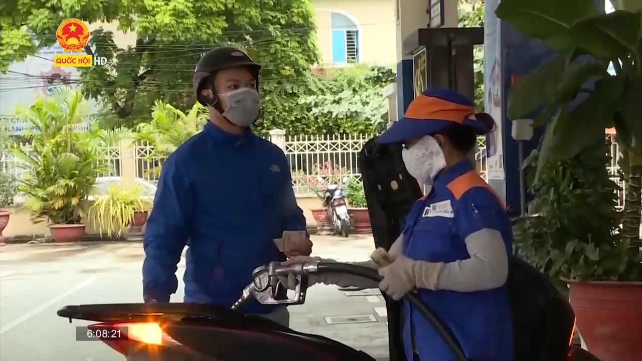 TP. Hồ Chí Minh sẽ xử phạt công khai nếu phát hiện tình trạng "găm hàng" xăng dầu