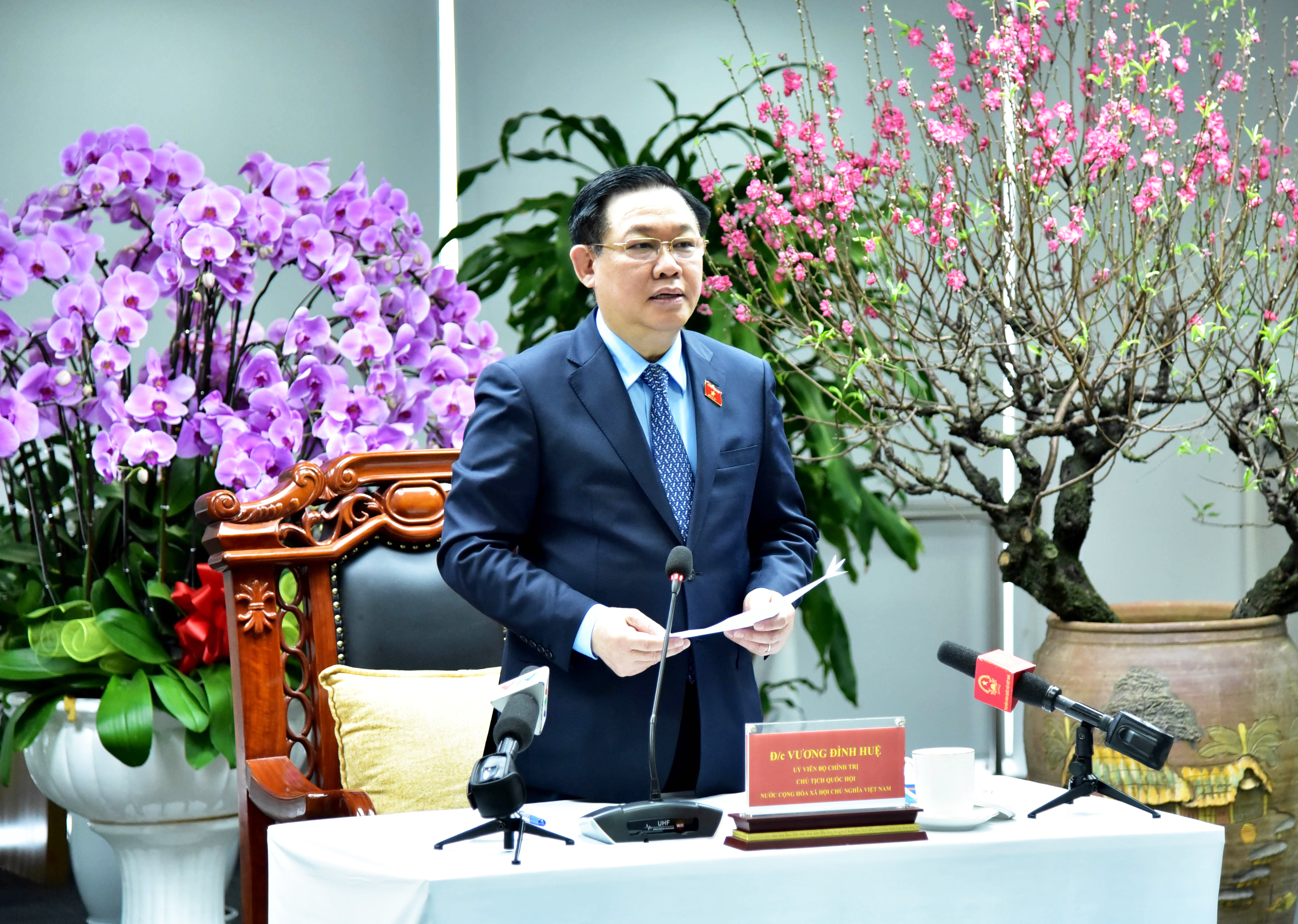 Chủ tịch Quốc hội Vương Đình Huệ: Vinatex cần nâng cao giá trị gia tăng của sản phẩm dệt may