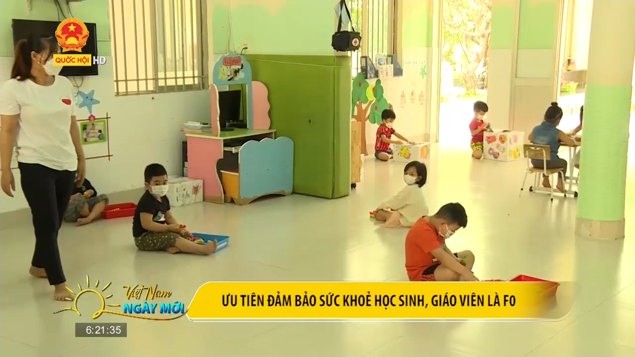 TP. Hồ Chí Minh: Không bắt buộc người nhiễm bệnh phải tiếp tục dạy và học bằng hình thức trực tuyến