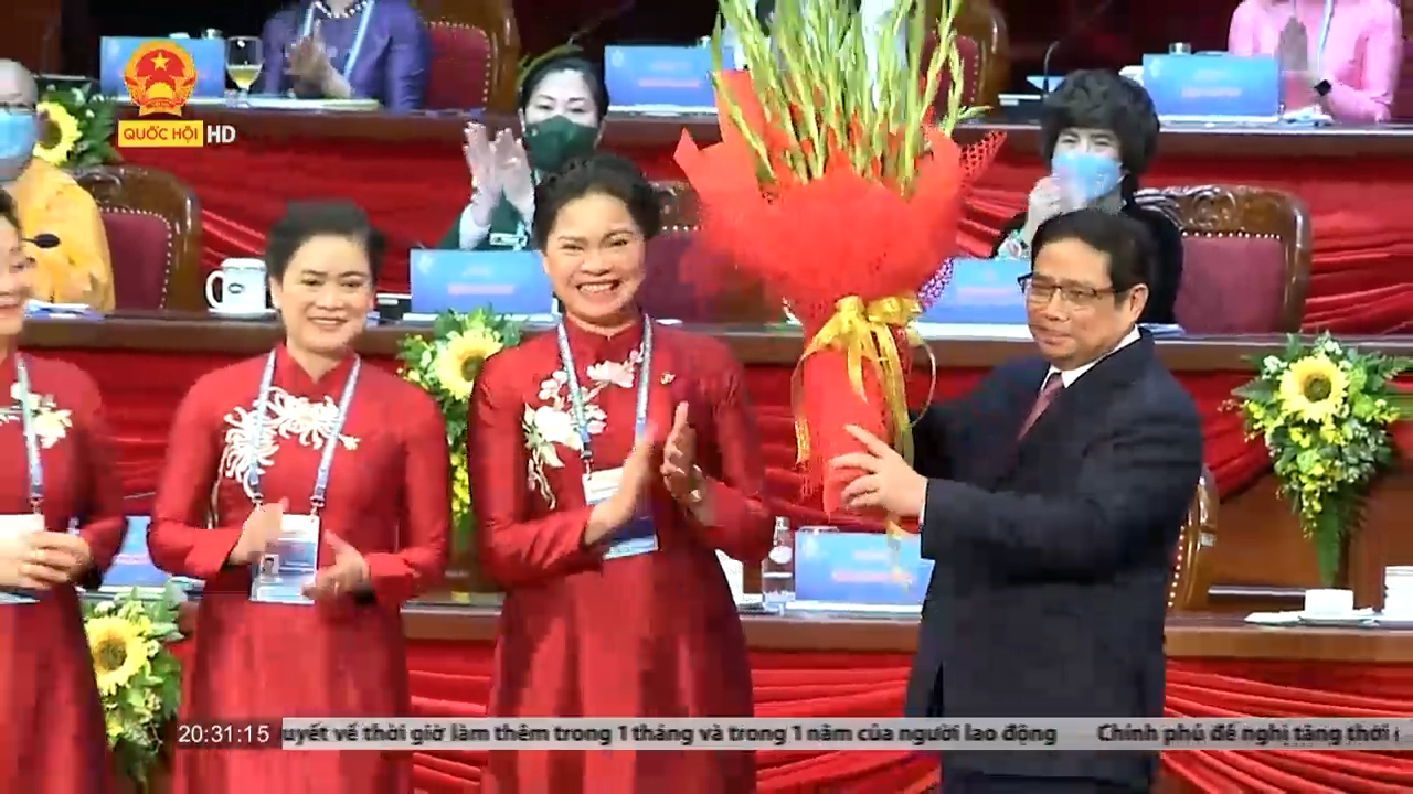 Thủ tướng Chính phủ: Khơi dậy tiềm năng, sức sáng tạo của phụ nữ Việt Nam