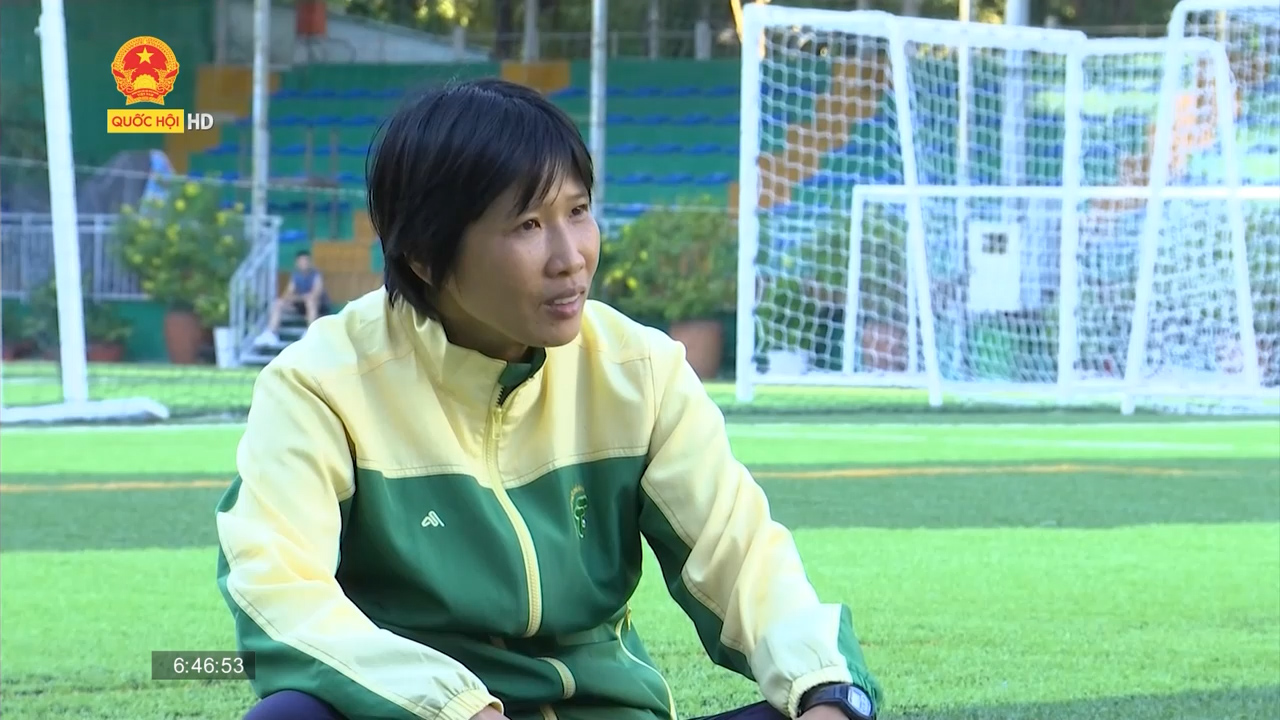 Khách mời hôm nay: Danh thủ Kim Chi với hơn 20 năm vẽ hình ảnh đẹp cho bóng đá nữ Việt Nam