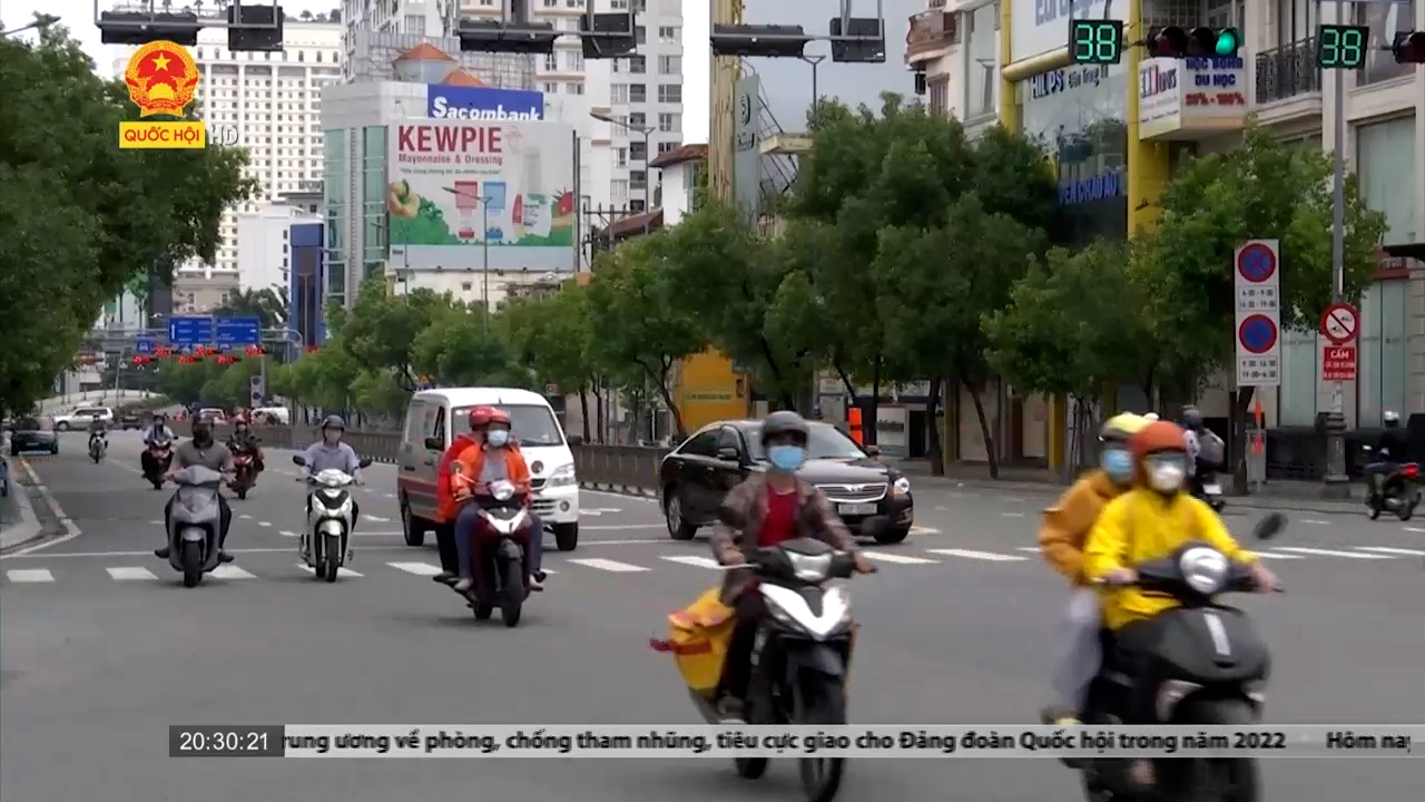 Sau cơn bạo bệnh, kinh tế - xã hội TP.Hồ Chí Minh phục hồi tăng trưởng ấn tượng