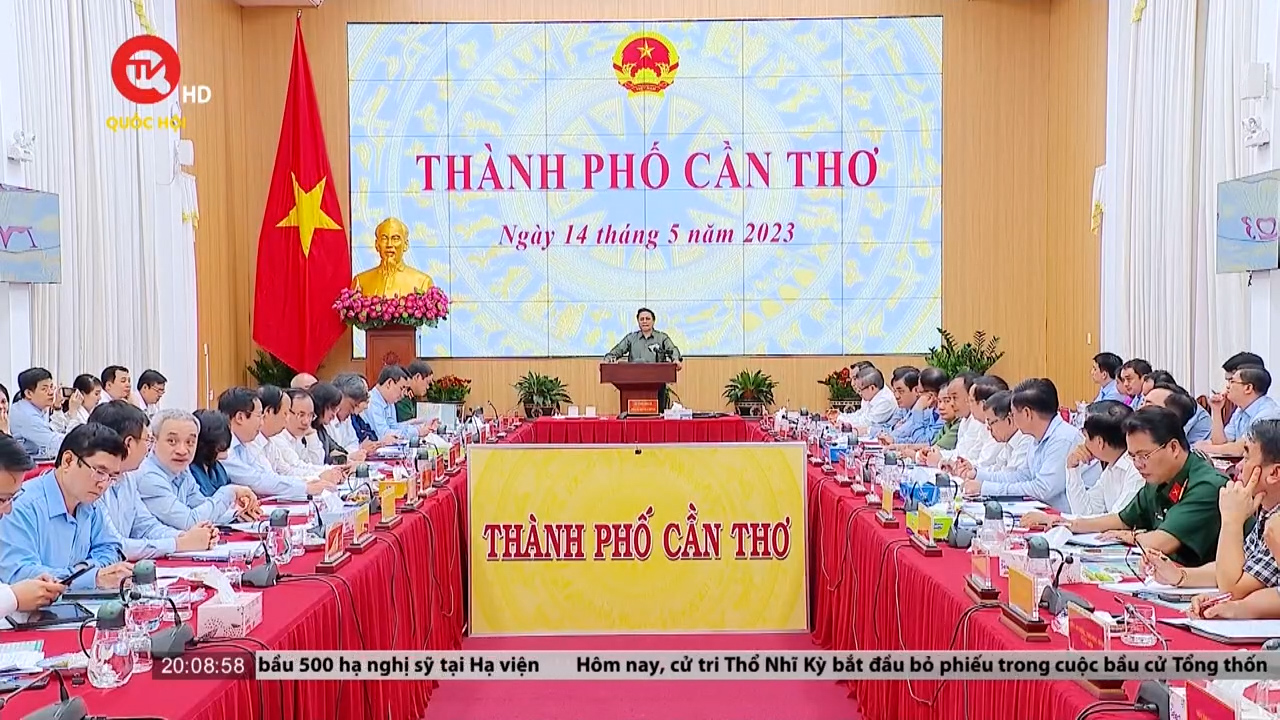 Thủ tướng Phạm Minh Chính làm việc với lãnh đạo thành phố Cần thơ
