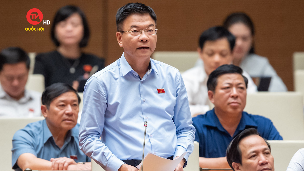 Bộ trưởng Bộ Tư pháp Lê Thành Long tiếp thu, giải trình một số vấn đề đại biểu Quốc hội quan tâm
