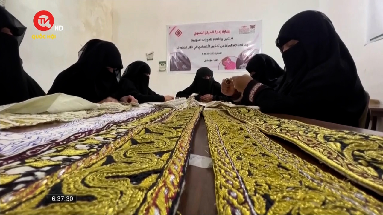 Phụ nữ Yemen với nghề làm thắt lưng truyền thống