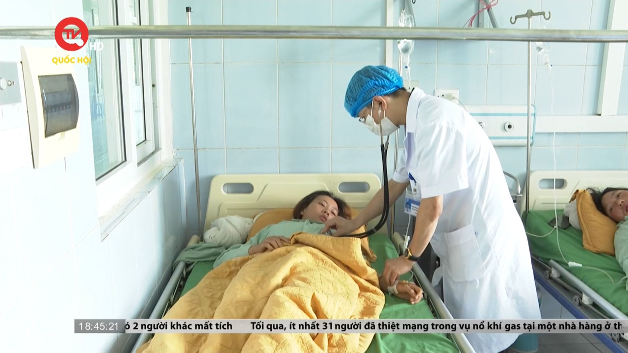 Lai Châu: 14 người nhập viện nghi ngộ độc nấm hoang