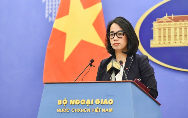Việt Nam phản đối Trung Quốc lắp đặt phao đèn báo hiệu tại quần đảo Trường Sa