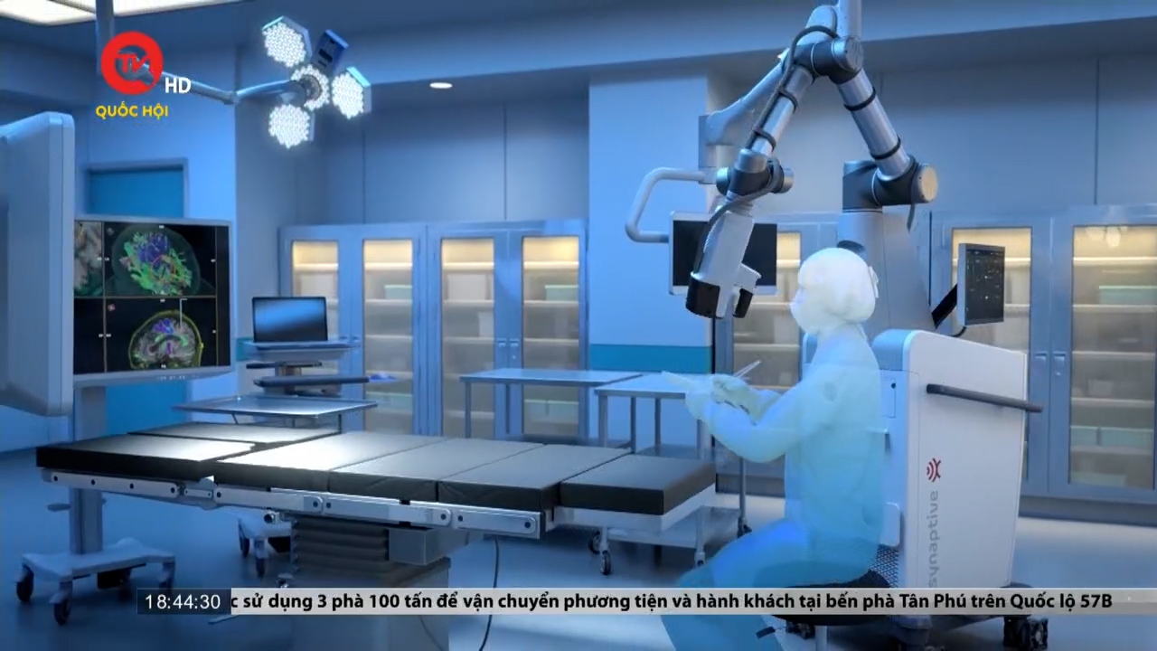 Ứng dụng robot phẫu thuật u não thế hệ mới