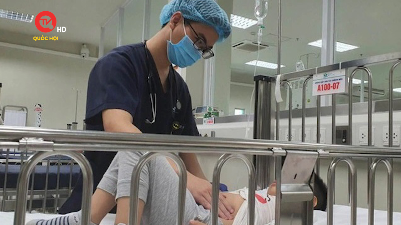 3 trẻ nhỏ ở Hà Nội nhập viện do ăn phải bánh chứa ma túy