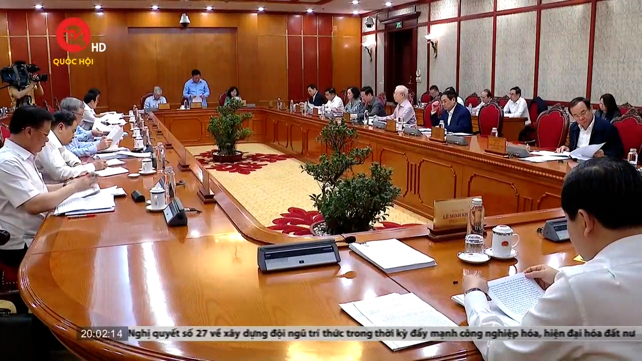 Tổng bí thư Nguyễn Phú Trọng chủ trì họp Bộ Chính trị, Ban Bí thư
