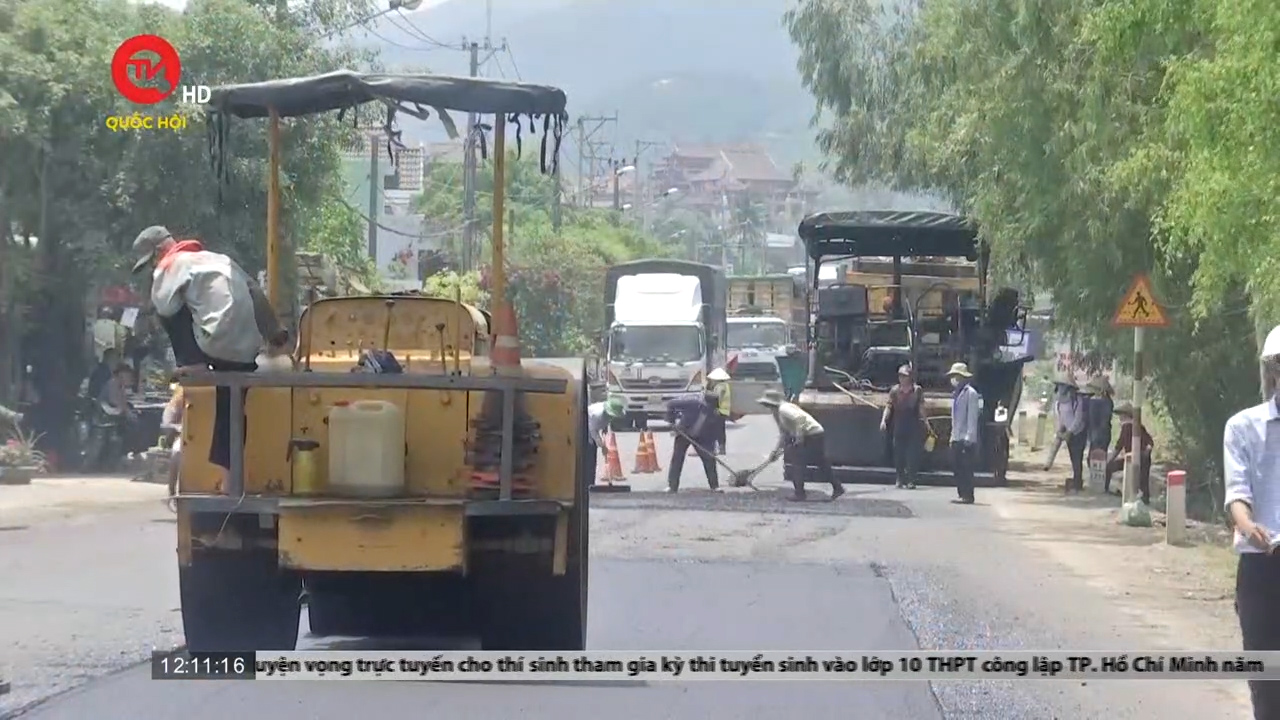 Bình Định: Gấp rút sửa chữa quốc lộ 1A bị hư hỏng sau “tối hậu thư”