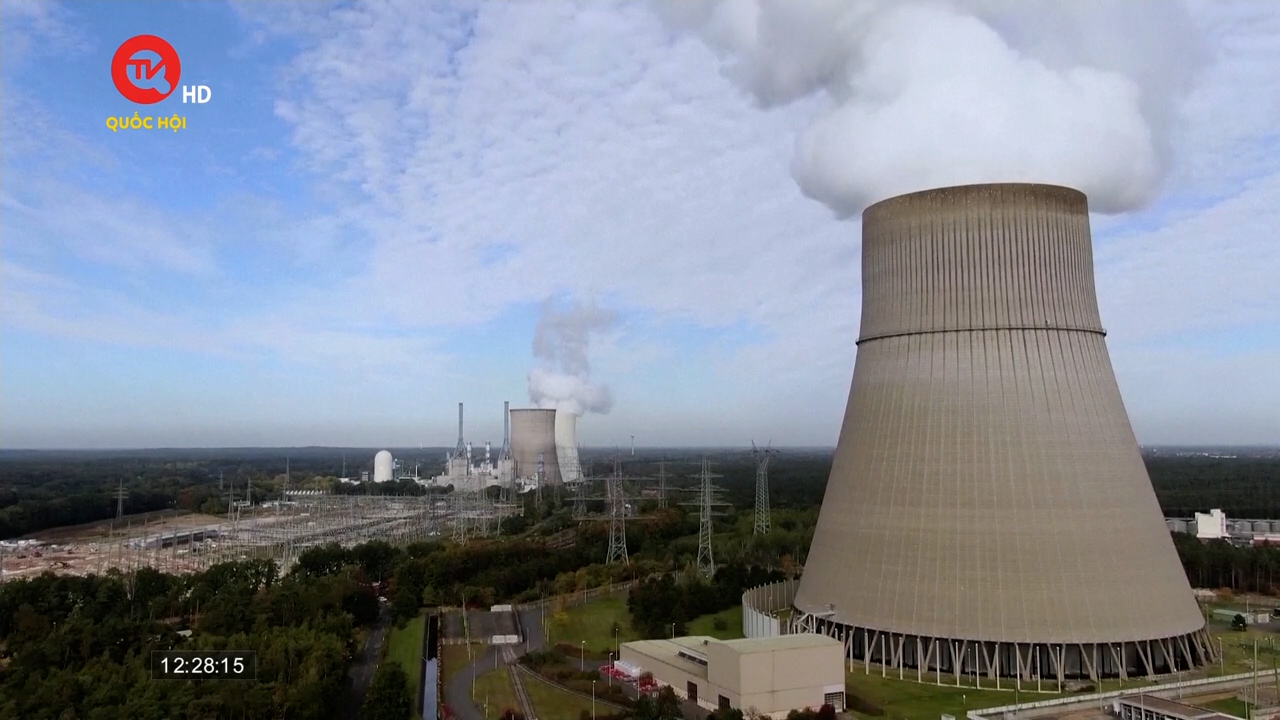 Đức đóng cửa 3 nhà máy điện hạt nhân cuối cùng