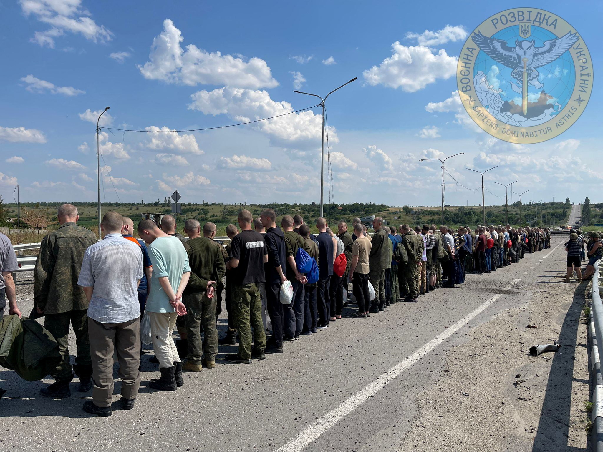 Nga - Ukraine trao đổi tù binh quy mô lớn